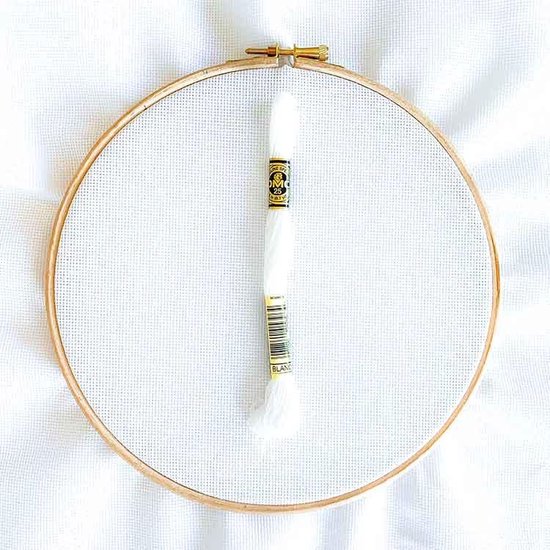 100 x 110 cm Aida 18 Wit | 7,2 croix par cm | Tissu de broderie de haute qualité pour points de croix White