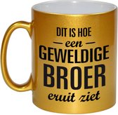 Gouden geweldige broer cadeau koffiemok / theebeker 330 ml