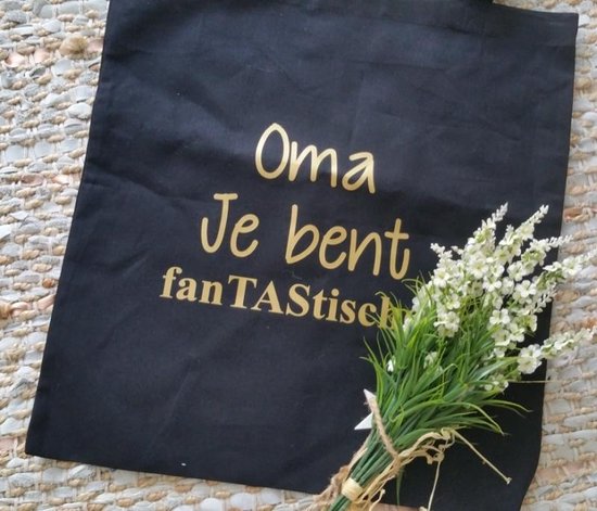 Kussenhoes Met Tekst Bedrukt Cadeau Oma Je Bent Fantastisch. Moederdag Cadeau Voor Mama Oma Vrouw Dames Verjaardag Hoeera Je Wordt Zwangerschapsaankonidiging Bedanken Sinterklaas Kerstmis