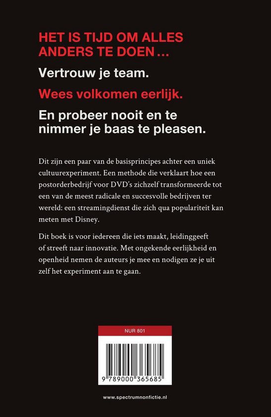 Boek met de tekst 'HET IS TIJD OM ALLES ANDERS TE DOEN...', 'Vertrouw je team.', 'Wees volkomen eerlijk.', en 'En probeer nooit en te nimmer je baas te pleasen.'