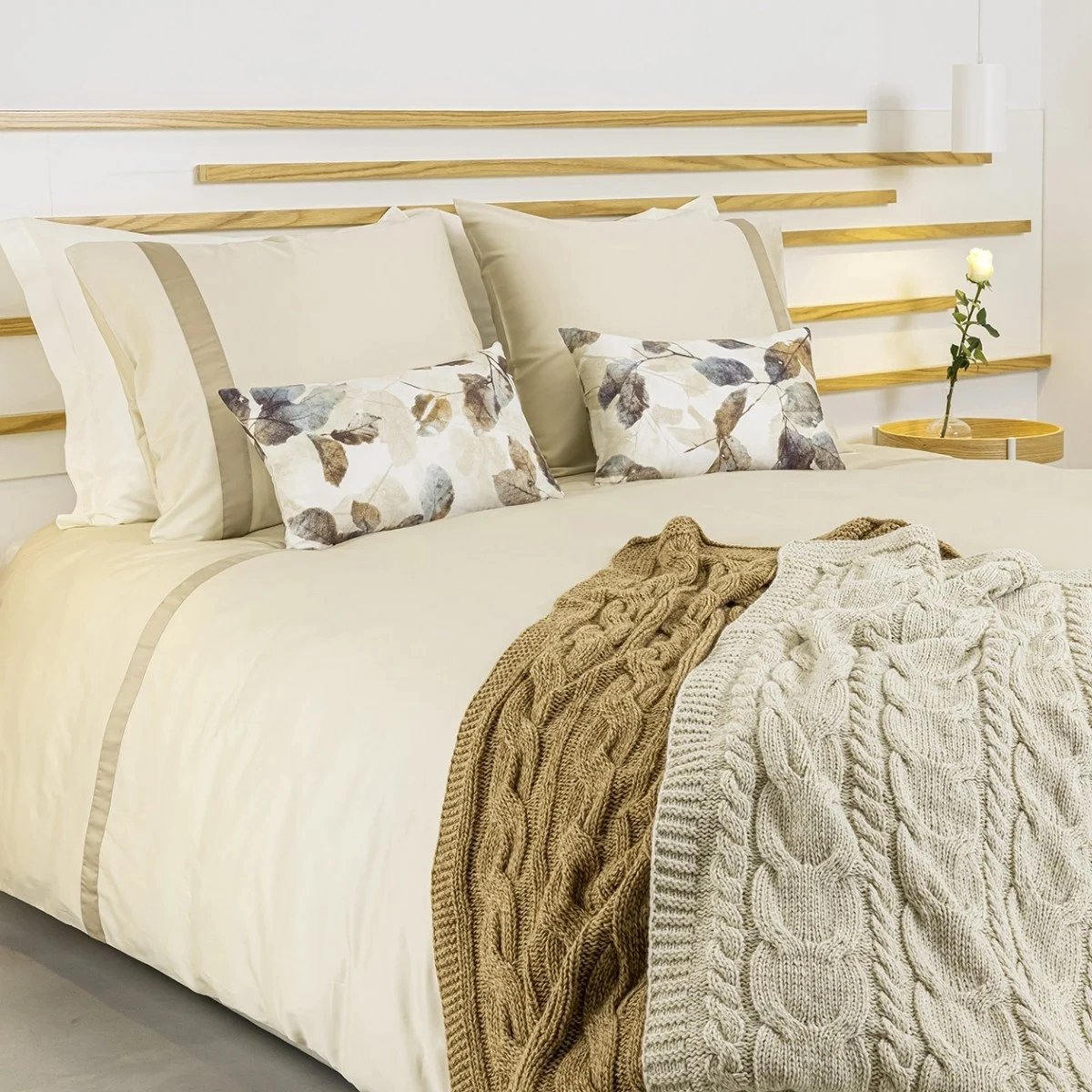 Dommelin Dekbedovertrekset Listra Satijn 300tc 240x200/220, Kleur: Beige-Kaki