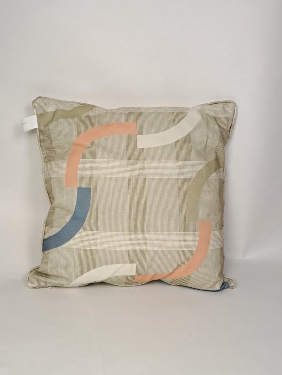 Madison sierkussen 50x50cm Tess Salmone