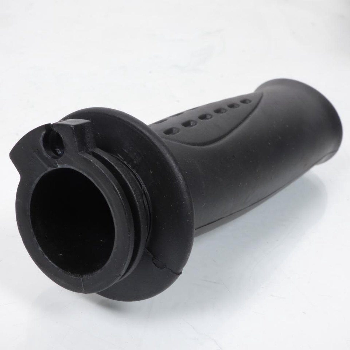 Paire de poignées caoutchouc avec tube de gaz pour scooter Chinois 50cm3 Neuf