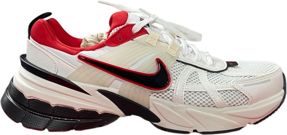 NIKE V2K RUN Sneakers Unisex Rood