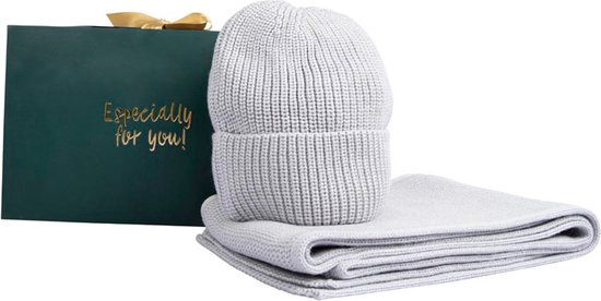 201160 Giftbox Classic Men Bonnet et écharpe NOS