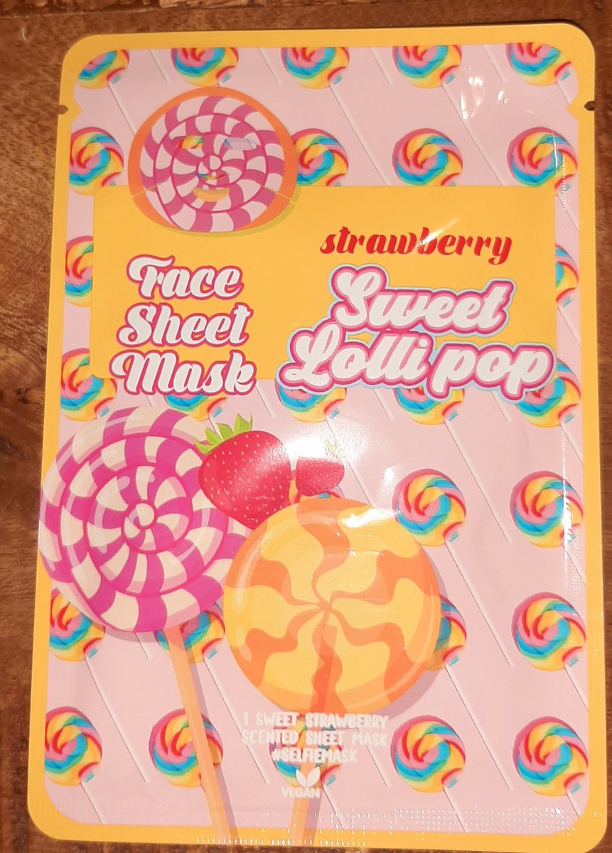Goedkoopste Selfiemask vegan - selfie gezichtsmasker voedend - sweet strawberry lolli pop - lollie aardbei - face sheet tissue mask