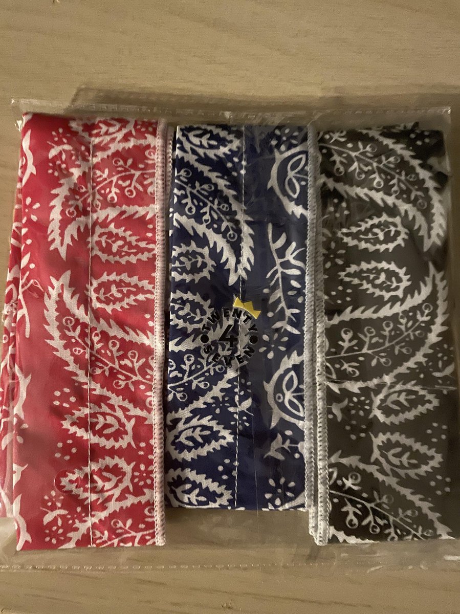 Twenty4seven® Koelsjaal Set - 3 stuks - Sjaal Dames & Heren Zomer - Koelhanddoek Verkoelend - Sport - Hoofdpijn Verlichter - Zwart, Rood & Blauw — afbeelding 6