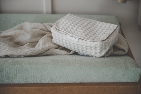 Koeka hoes voor babydoekjes wafel Antwerp natural 12x20x6 — afbeelding 3