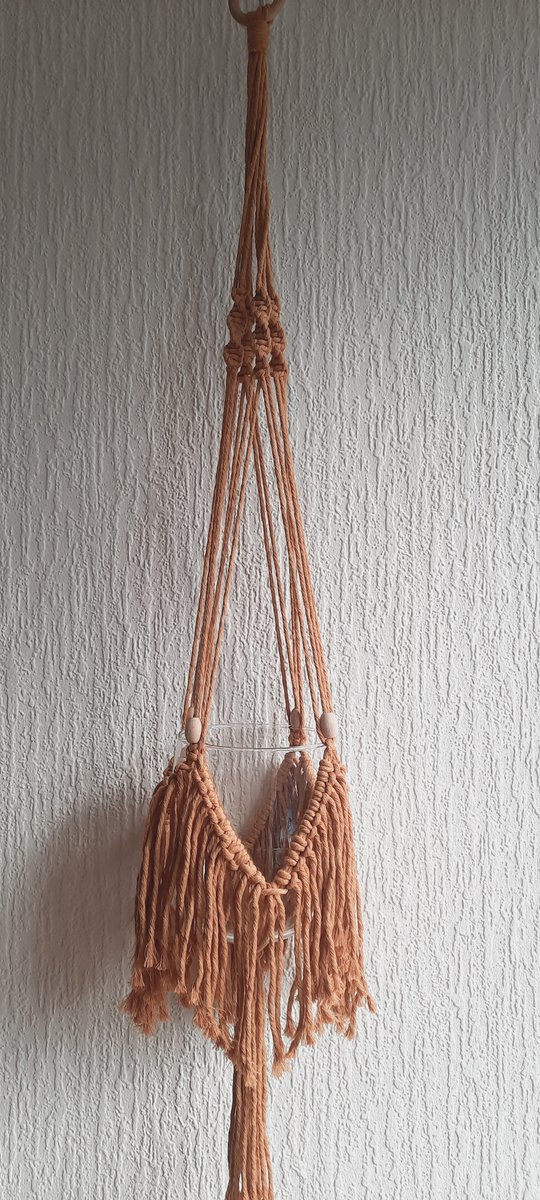 Cafuné - Macramé Pakket-Plantenhanger "Fringe" – Oker– 95 cm – Inclusief Macramé Koord, Houten Ring & Kralen en Instructievideo – Perfect voor Beginners -Macrame Touw - Complete set- Moederdag Cadeau Idee - Plantenhanger maken — afbeelding 3