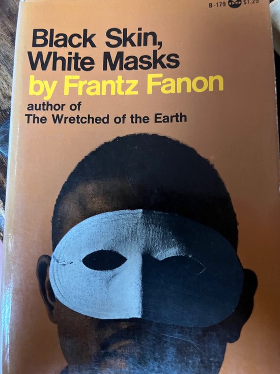 Black skin, white masks, Frantz Fanon 9789991073712 Boeken bol