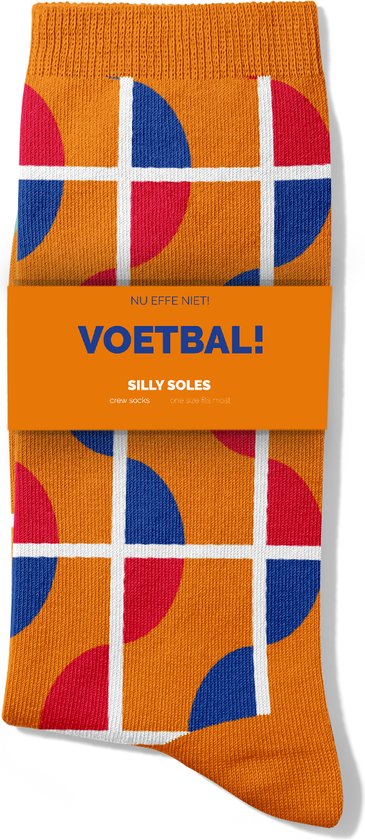 Silly Soles - Grappige Sokken Voetbal WK 2026 Oranje Cadeau - One Size Sokken met Tekst - Grappige Cadeaus voor Mannen & Dames - Verjaardag cadeau man en vrouw Socks - Geschenk Heren, Vader, Papa, Cadeautjes - Nederlandse vlag