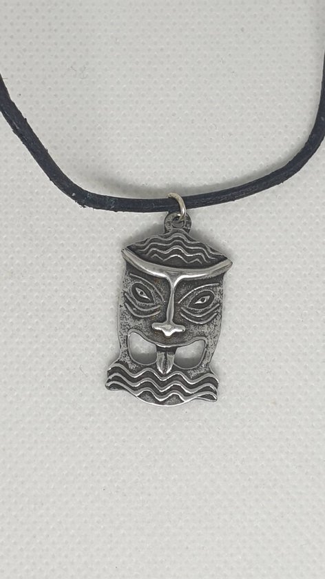 ST. Justin, Hanger, Kanaloa hanger (PN756)