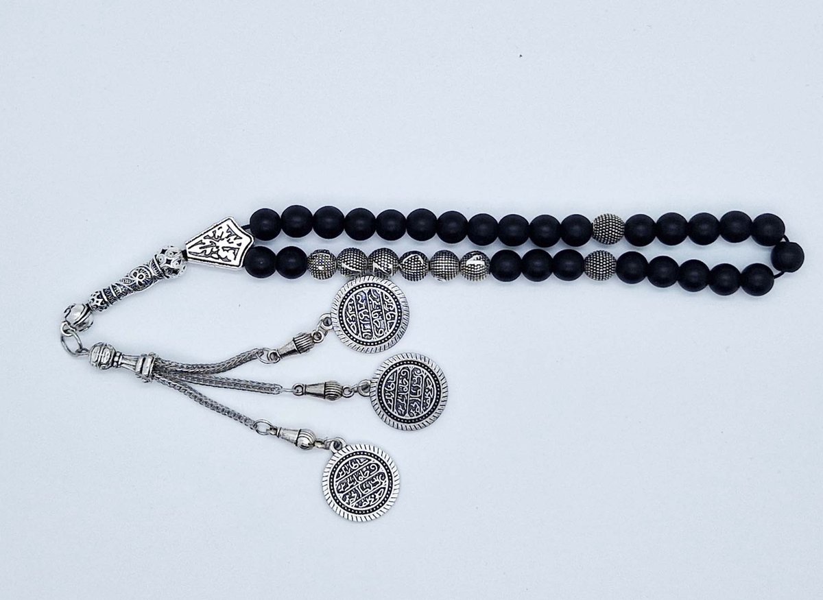 Handgemaakte naam tasbih 33 Kralen Natuursteen “ Mat zwart onyx” - met metaal tassel “Constantinopel"- Met je naam of de naam van uw geliefde- 8 mm diameter van de korrel