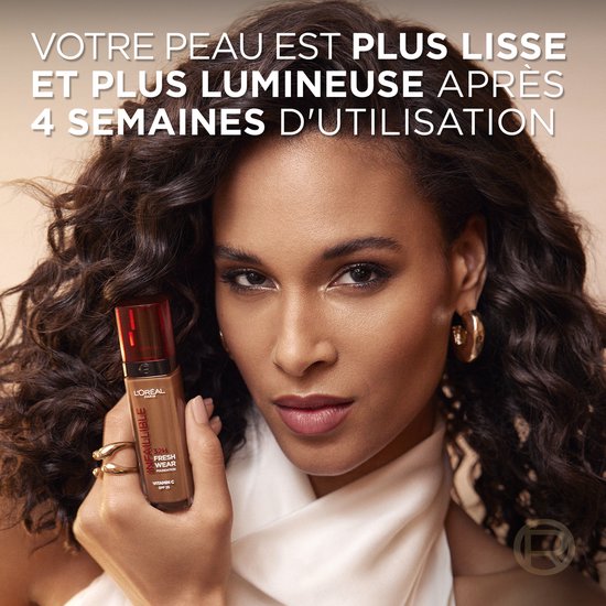 L’Oréal Paris Infaillible 32HR Fresh Wear Foundation - 300 - Langhoudende Foundation met SPF 25 en Vitamine C - 30ML