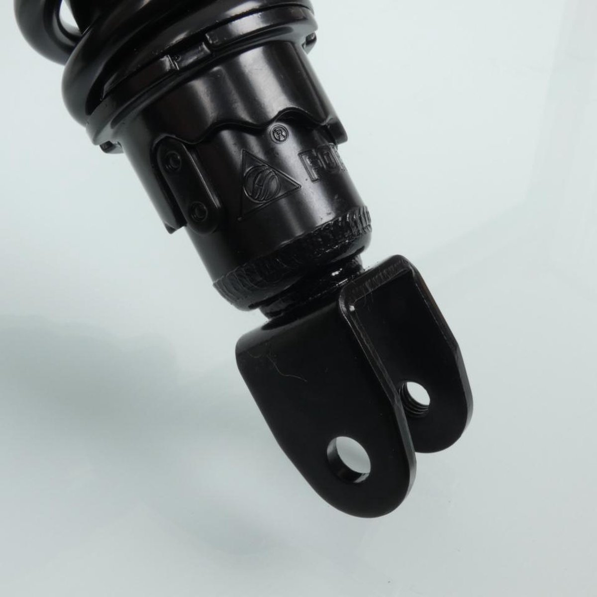 forsa achterschokbreker voor scooter mbk 50 booster spirit 1996 tot 1998 4vv-f2210-00-00 nieuw