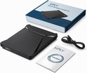 UPLY externe DVD-speler en brander in de verpakking, met een handleiding en USB-kabel. Zwart, compact en plat design.