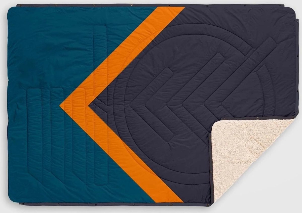Voited Cloud Touch Pillow Blanket Down Under