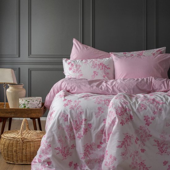 Dreams & Drapes - Teal Green Floral & Bird sprei (230cm x 200cm) - Omkeerbaar (2 ontwerpen) - Bloemen Quilt in Groen - Groene Gewatteerde Spreien met Botanische Prints & Lentevogels