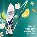 Witte Rexona deodorant bus met jasmijnbloesems, citroen, sinaasappel en limoen.