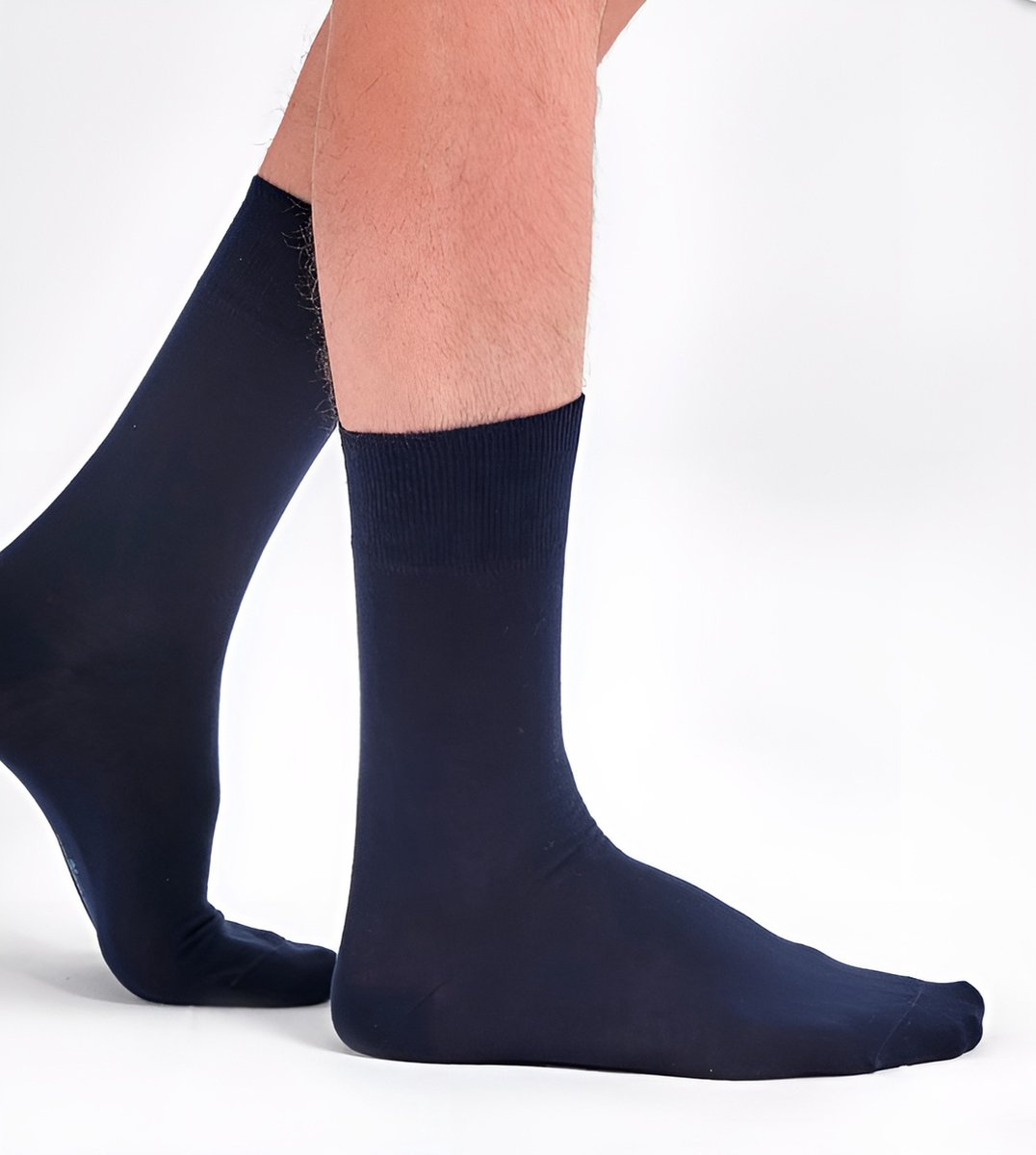 Trendy Socks| 4 Paar| Donker Blauw| Cadeau| Heren Sokken| Premium Sokken| Anti-slip| Gewassen| Geurig| Maat 39-42