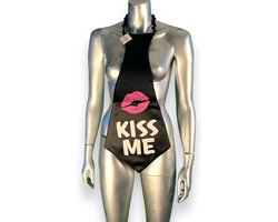 Kiss Me Stropdas XXL - Humoristisch en Gedurfd Feestaccessoire
