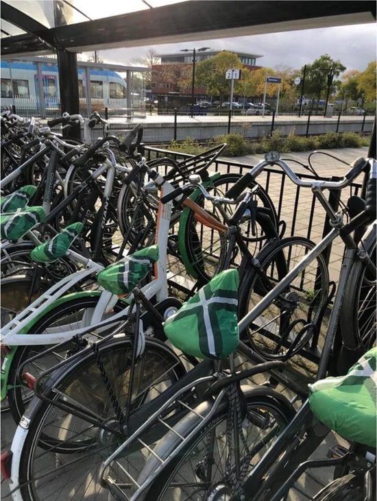 Foto: Achterhoekse zadelhoes gratis verzonden