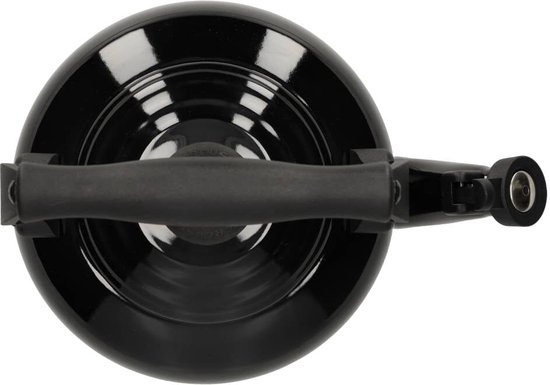 Bovenaanzicht van een glimmend zwarte fluitketel van Le Creuset met een zwarte handgreep en tuit.