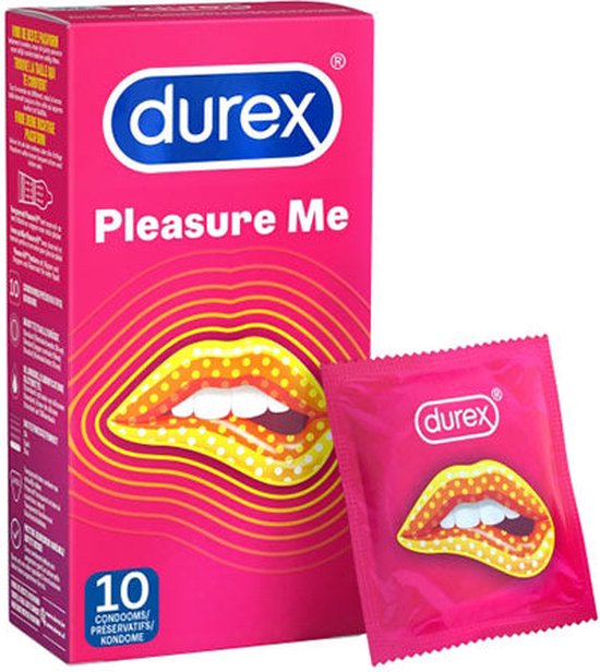 Durex Pleasure Me verpakking met rode achtergrond en afbeelding van gestileerde lippen. Naast de doos ligt een individueel verpakt condoom.