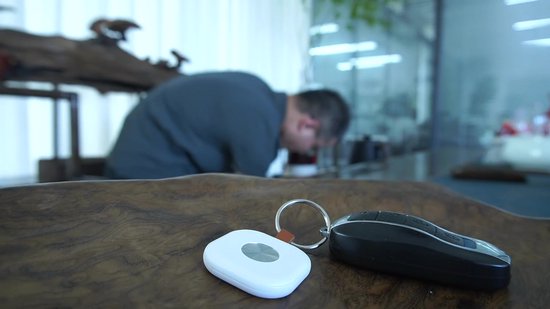 Locatie Tracker - GPS Tracker - GPS Volgsysteem - Bluetooth Tracker - Real-time Tracking - Smart Tag – Key Finder - Koffer Tracker - Bagage Tracker - Werkt met Apple Find My App - Zwart