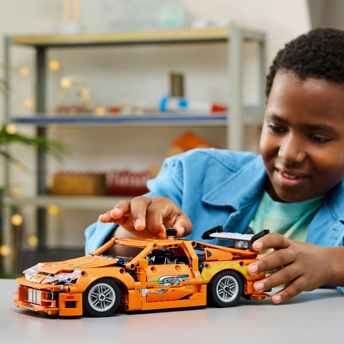 LEGO® Technic Fast and Furious Toyota Supra MK4 set - 42204 — afbeelding 17