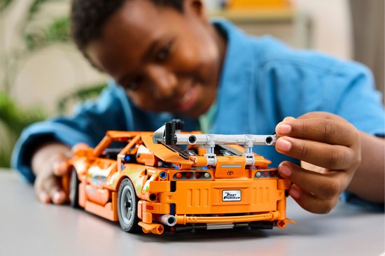 LEGO Technic Fast and Furious Toyota Supra MK4 - Bouwset voor 9+