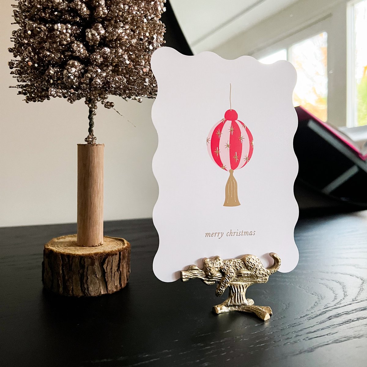 10x Kerstkaart met envelop - Kerstbal - Goudfolie