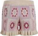 Lila gebreide shorts met gebloemd patroon en beige geribbelde zoom.