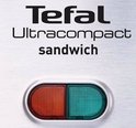 Tefal Ultracompact sandwich apparaat met rode en groene indicatielampjes.