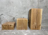 InterieurX- Zuil -houten sokkel- pilaar-plantenstandaard-Massief Hout- douglas- 20x20 cm-hoogte 25 cm