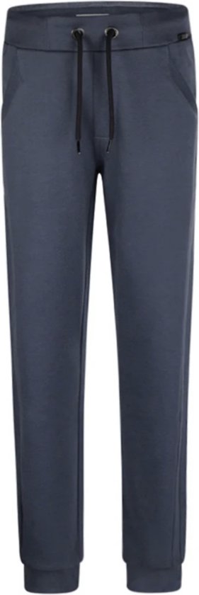 Donkerblauwe joggingbroek met elastische tailleband, zwart trekkoord en boorden bij de enkels.