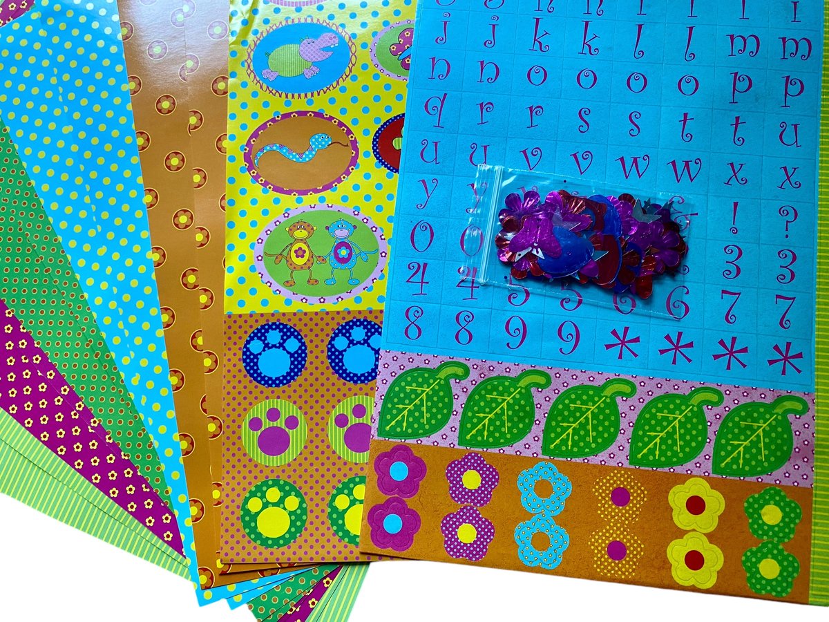 DP Factory - 12 delig - Decoratiepapier - Scrapbookpapier - Knutselpapier - Scrapbook - Homedeco - Kaarten maken - Knipvellen