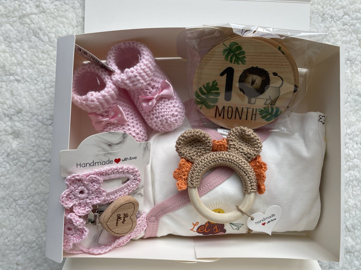Goedkoopste Maminobaby.nl - Let's go - Baby Geschenkset meisjes | Newborn kledingset | Handmade bijtring | Handmade speenkoord | Handmade haarclip | Kraamcadeau | Babyshower