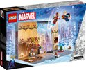 LEGO Marvel Avengers adventskalender in winterse sfeer, met de Avengers-logo's en minifiguren.