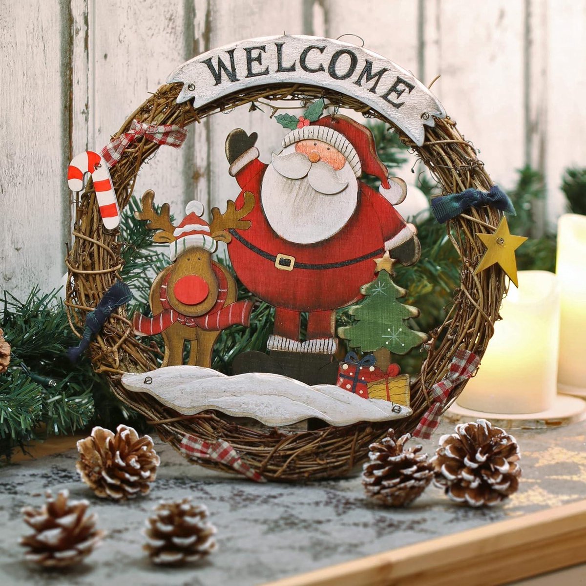 Kerstkrans groen 35 cm kunststof incl. messing deurhanger in oranje artikelen winkel