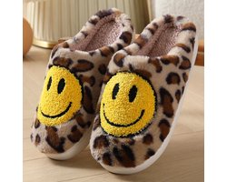 Smiley sloffen - pantoffels - sloffen - dames en heren sloffen - kindersloffen - panterprint - maat 36/37