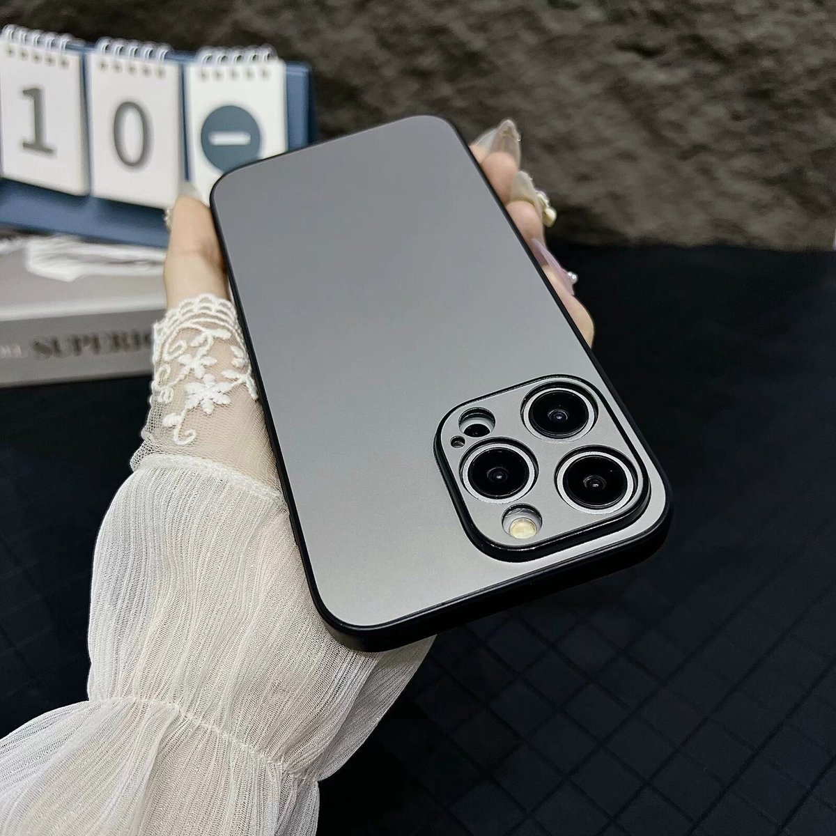 Hoesje voor iPhone 12, Siliconen Case, PC Anti-Vingerafdruk Hoes, Ultradun Lichtgewicht Schokbestendige Hoesje voor smartphone, Grijs