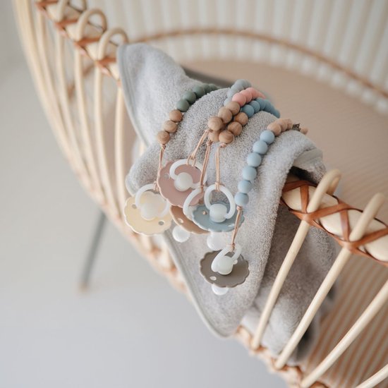 Frigg spenen daisy - siliconen T2 6-18 maanden - glow in the dark : cream, croissant en blush + BolleToet zakje van Merkloos — afbeelding 3