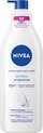 NIVEA Express Bodylotion met Pomp - Voor Normale tot Droge Huid - Hyaluronzuur en Voedend Serum - 72H Hydraterende Lotion - 400 ml