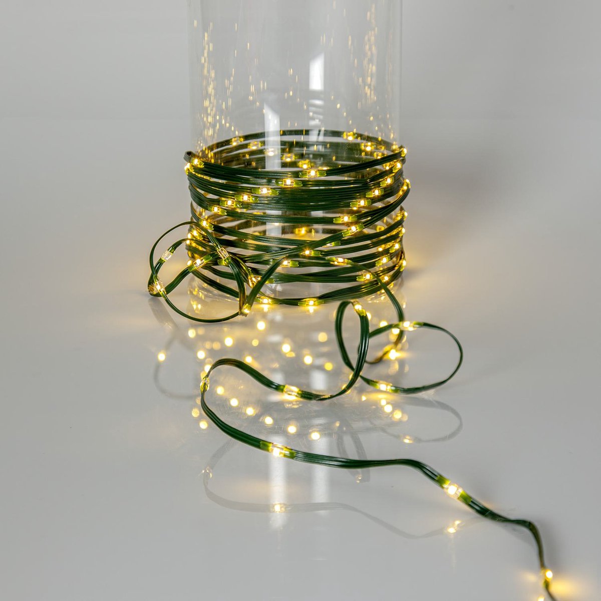 LED-lichtketting "Dew Drop Micro" voor de kerstboom, 8 strengen, 160 warmwitte LED's, groen, buiten, 2 m