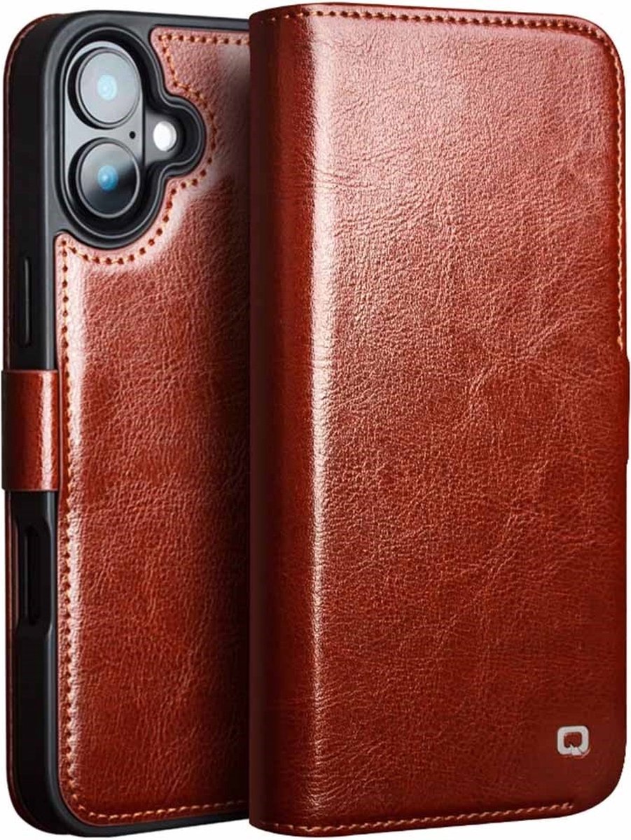 Qialino Geschikt voor iPhone 16 hoesje - Leren bookcase - Bruin