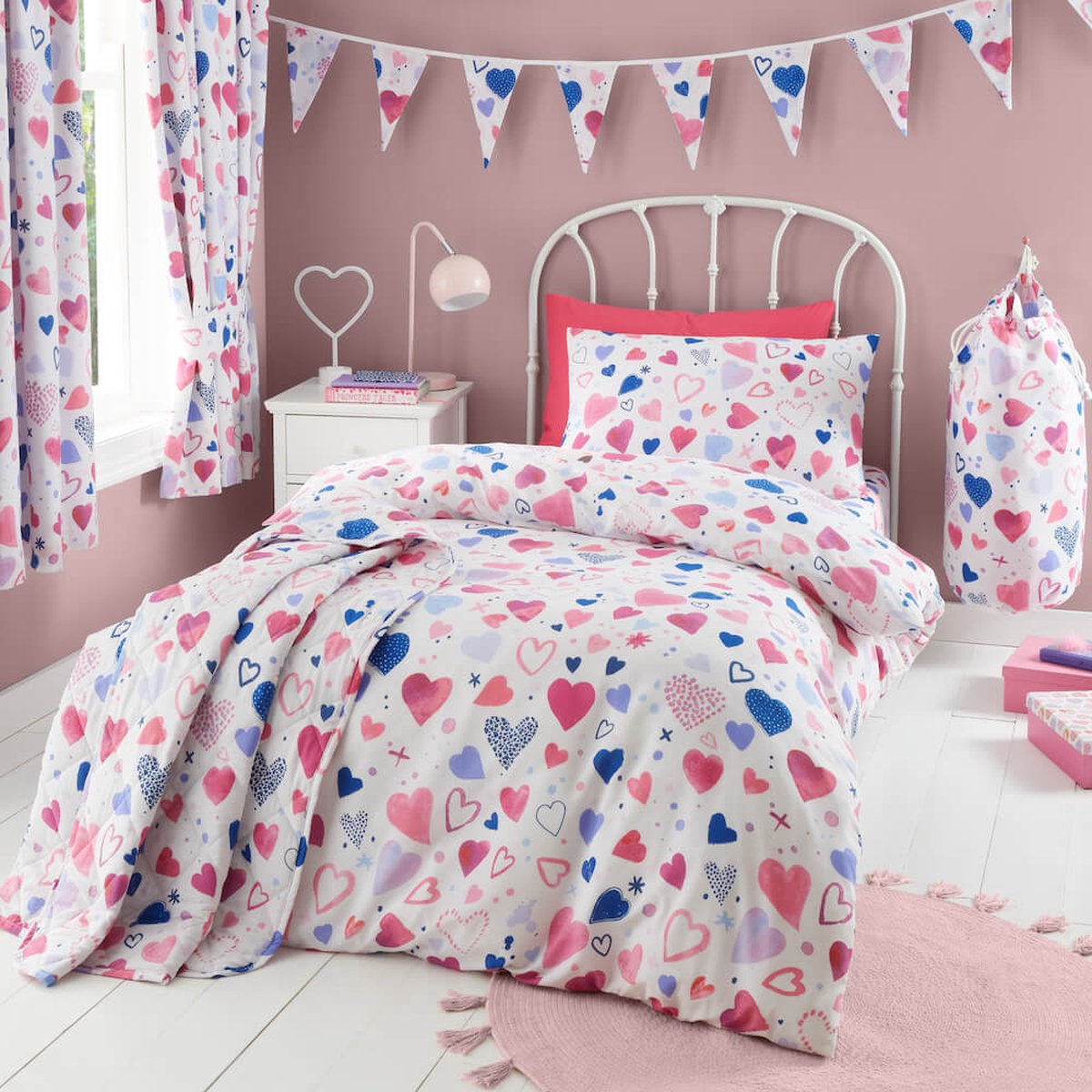 Hartjes dekbed - eenpersoons met 1 kussensloop - Hearts roze dekbedovertrek - geschikt voor 1 persoons 140 x 200 cm.