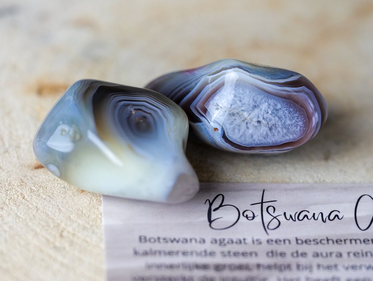 GemsByShy Botswana Agaat Trommelsteen, edelsteen - Perfect cadeau voor mannen en vrouwen - Inclusief uitleg - Spiritueel - Agate - Bescherming - Innerlijke groei - Intuïtie - Geborgenheid - 100% NATUURLIJK
