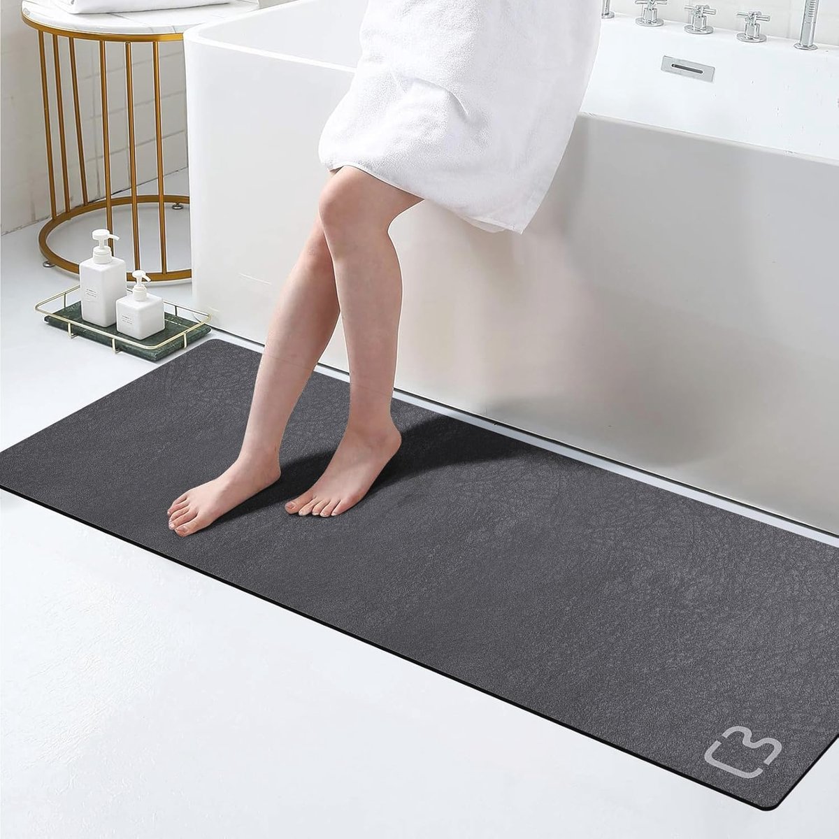 Extra lange badkamermat 43 x 149 cm - sneldrogend, super absorberend en antislip douchemat met rubberen achterkant
