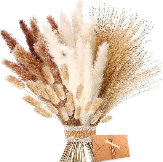 Bouquet de pampa séchée brun, crème et blanc avec des queues de lapin, enveloppé de jute et de dentelle.